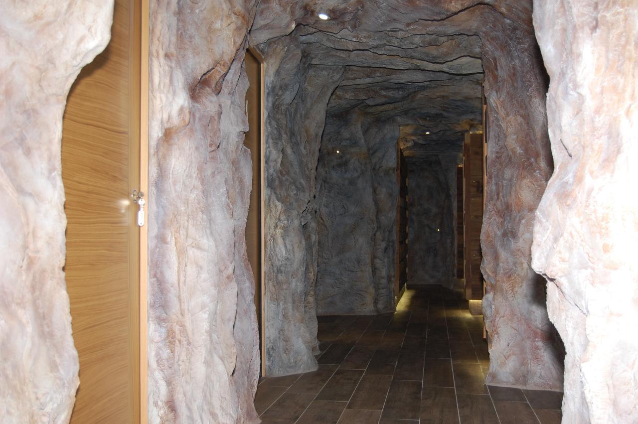 National Park Hotel & Spa Cotronei エクステリア 写真