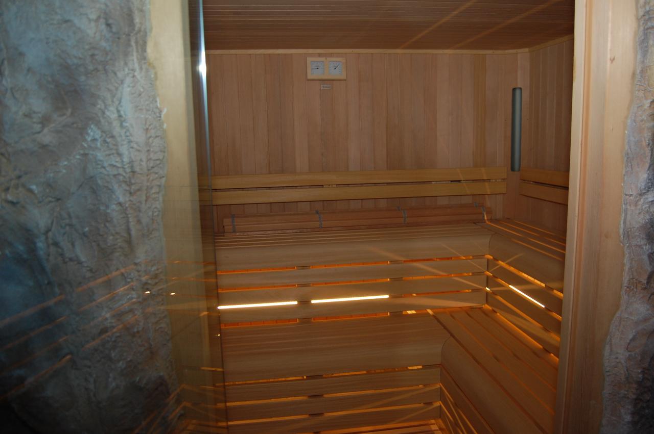 National Park Hotel & Spa Cotronei エクステリア 写真
